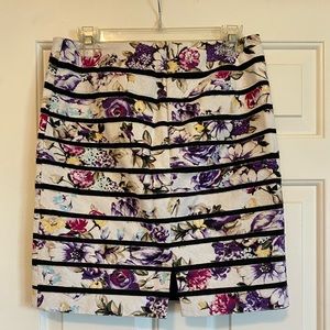 White House Black Market Floral Pencil Skirt